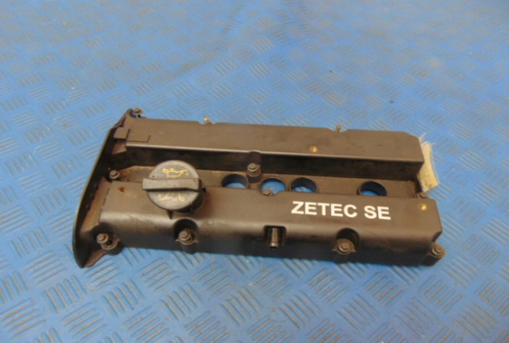 фото №1, Ford fiesta mk6 кришка клапанів pa66gf25m15