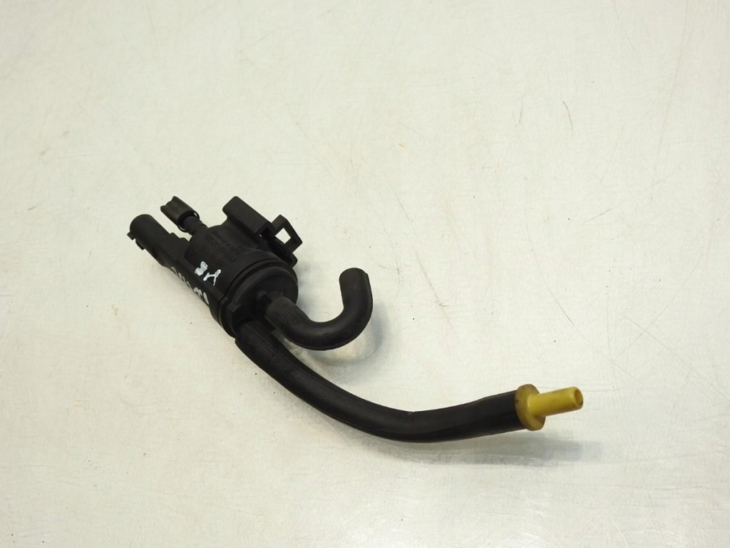 фото №6, Клапан вакуумa mercedes w220 4.0 cdi v8 0025401497