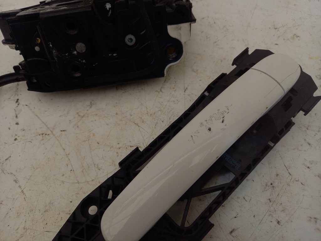 фото №10, Ручка замок дверь левый перед vw polo v 6r europa