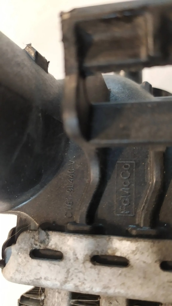 фото №8, Радіатор інтеркулер ford c-max ii