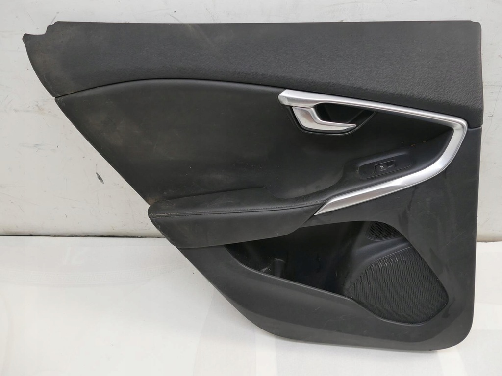 фото №1, Volvo v40 ii обшивка дверь левый задняя обивка 16r