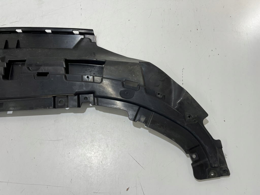 Спойлер плита dół бампера audi q7 4m0 Недорого