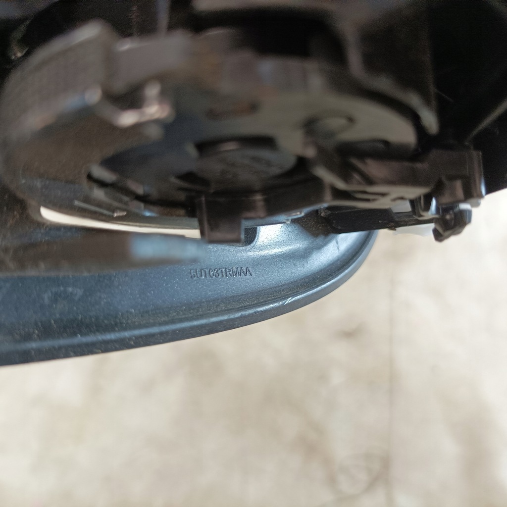 фото №11, Jeep compass 17- решётка рамка обдув средняя usa