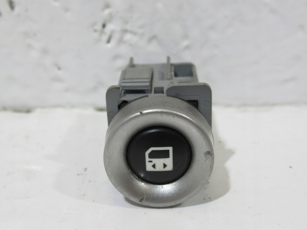 фото №1, Кнопка открывания дверь citroen c8