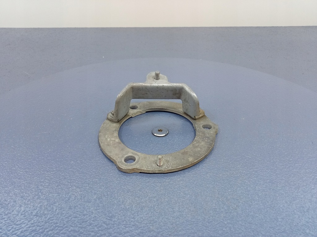 фото №1, Cayenne ii 7p5 кронштейн кронштейн амортизатора