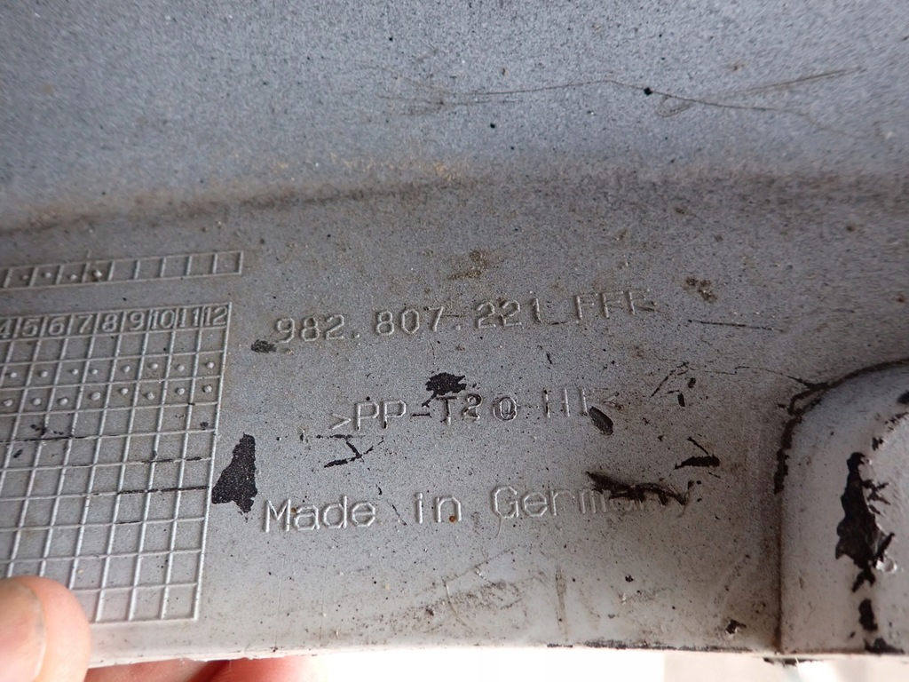 фото №13, Porsche 718 cayman 982 boxster 982 15- бампер перед передний решётка pdc