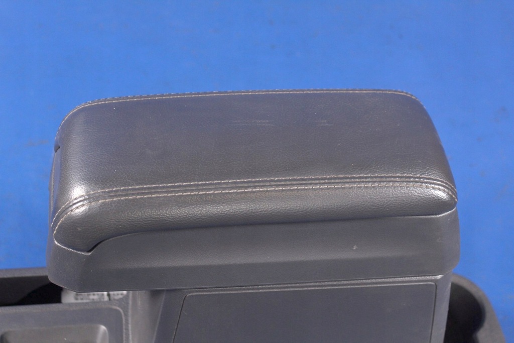 фото №10, Подлокотник туннель средний compass i 13r lift