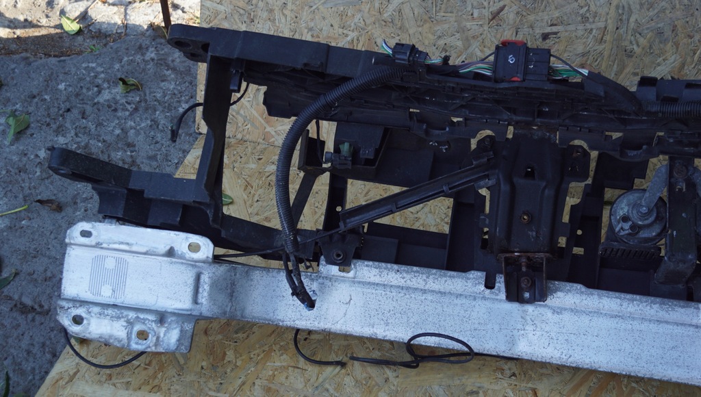 фото №11, Pas передний усилитель renault laguna iii coupe 752100010r