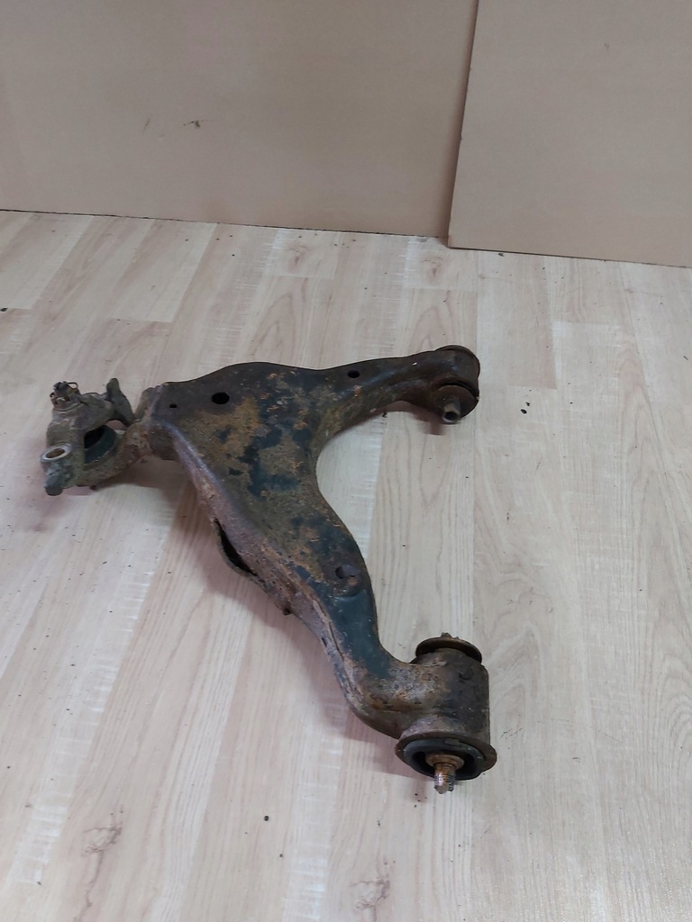 фото №7, Toyota fj cruiser рычаг перед правый