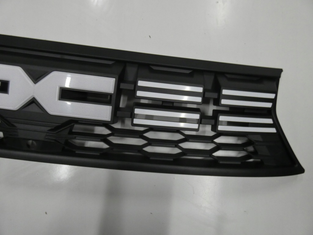 фото №7, Решётка радиатора, решётка радиатора dacia duster