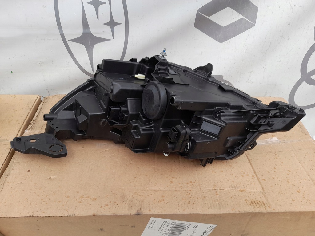 фото №8, Peugeot 208 ii led правая лампа