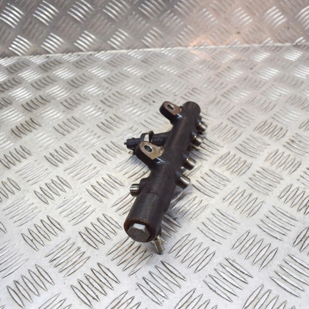 фото №4, Renault clio iv 2013 молдинг впрыскная