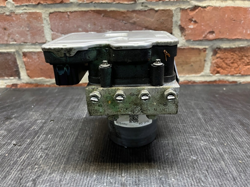 фото №1, Subaru forester насос abs 27536sj131 0265957113