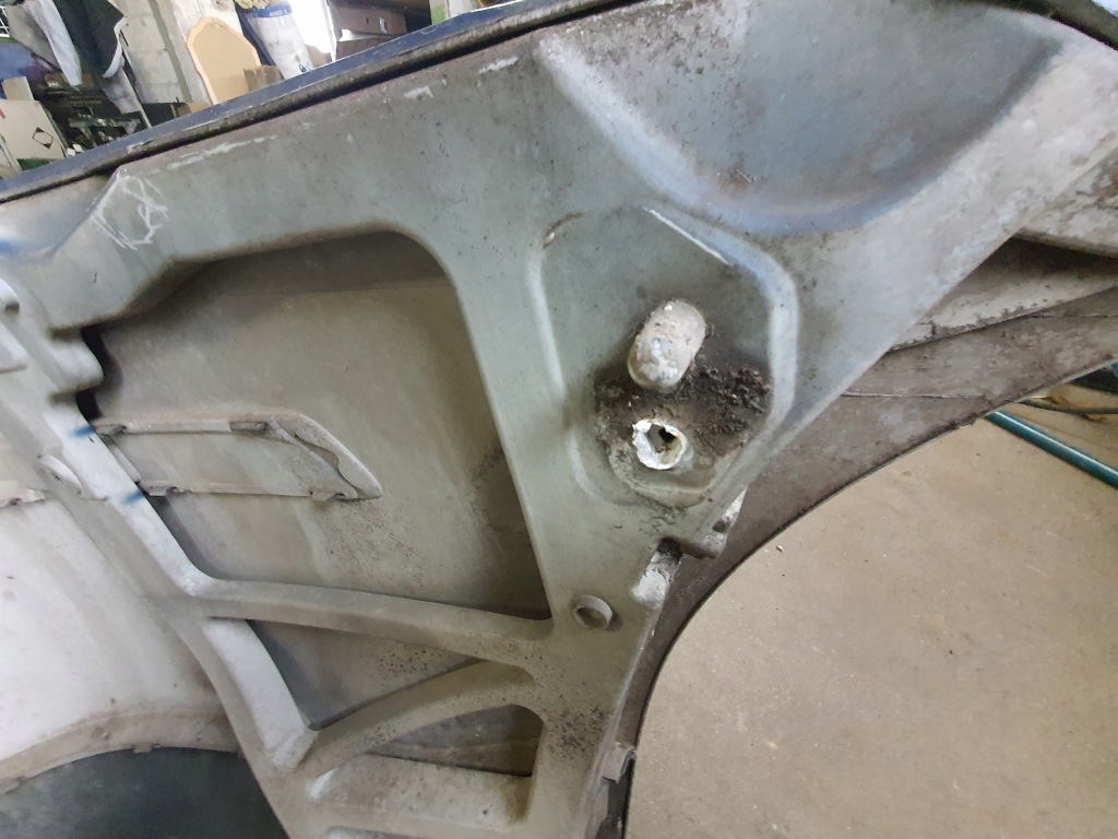 Бампер задний pdc ford focus mk2 sedan в Украине