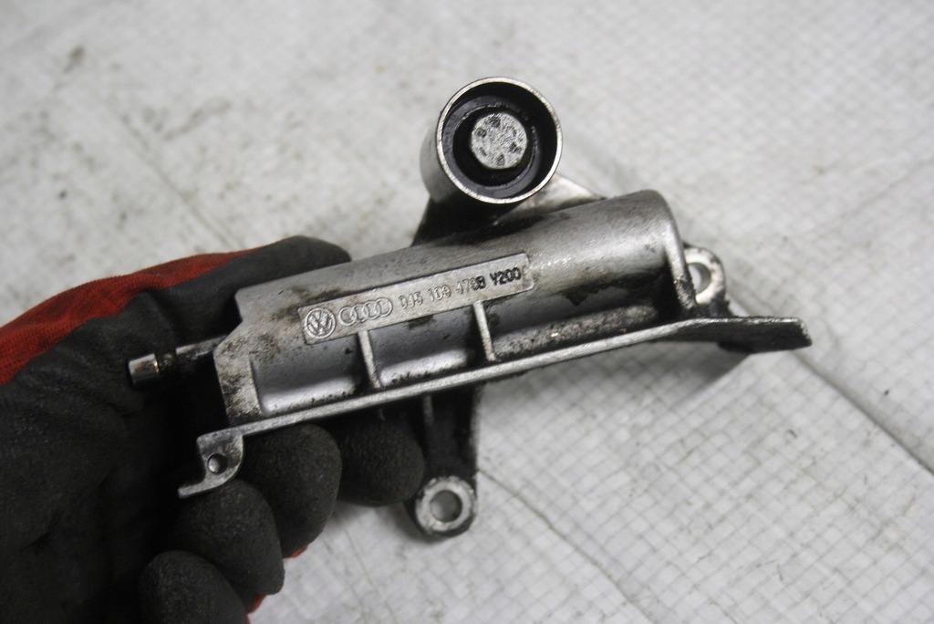 фото №5, Vw caddy гаситель колебаний распределительного вала 045109479b