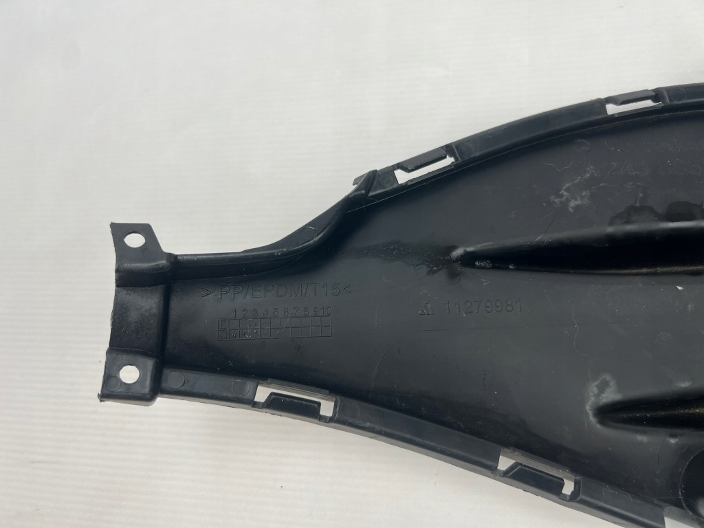 фото №9, Mercedes benz eqa eqb amg h243 решётка бампера перед правый a2438857301