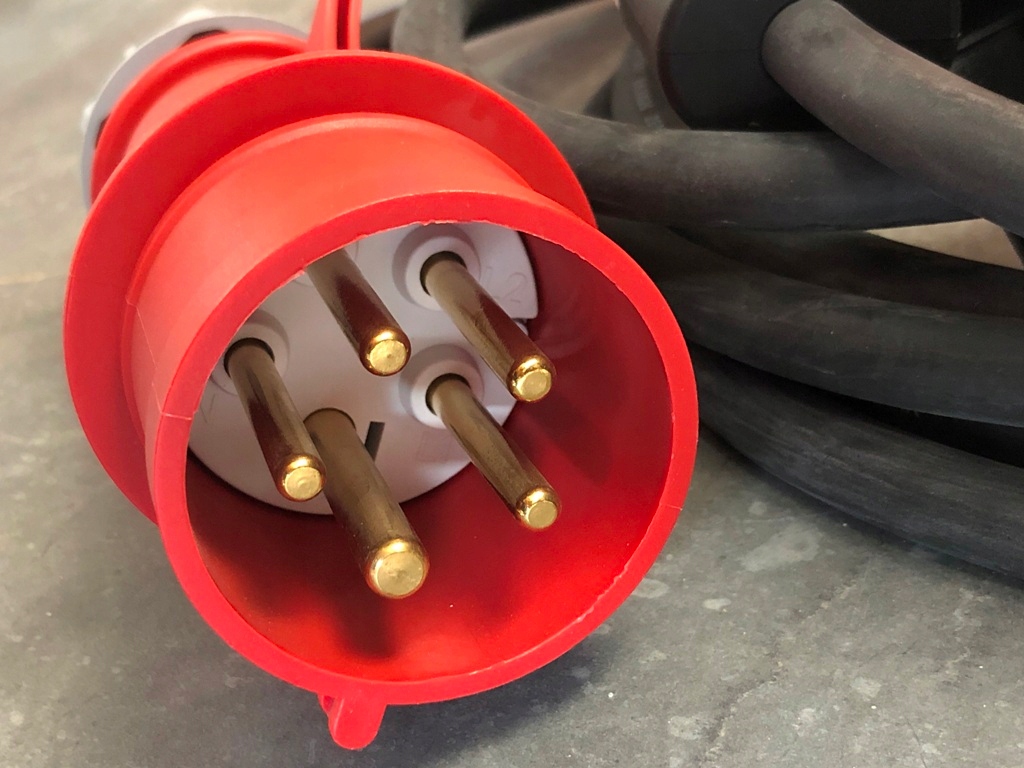 фото №12, Зарядний пристрій 32a pod siłę 380v 7 kw typ1 usa kanada sae j1772 iec 61851