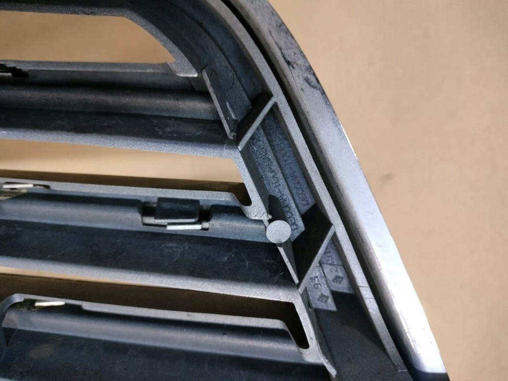 фото №5, Mercedes-benz оригинальный номер a2048801483 решётка радиатора решётка радиатора