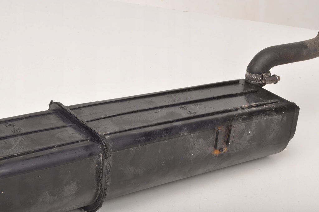 фото №6, Aston martin db9 6.0 фильтр угольный 2r8u-9d653-ac