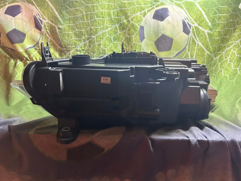 Seat ateca 16- фара ліва перед full led європа Недорого