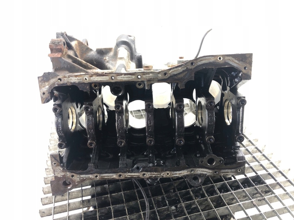 фото №9, Блок двигателя ford galaxy mk i 2.8b ayl