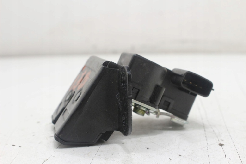 фото №6, Замок крышки задняя hyundai i30 ii kombi 81230-a6300