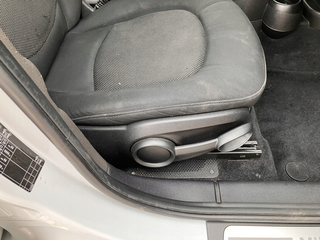 фото №6, Сиденья перед заднее сиденье задняя mini countryman r60 10-