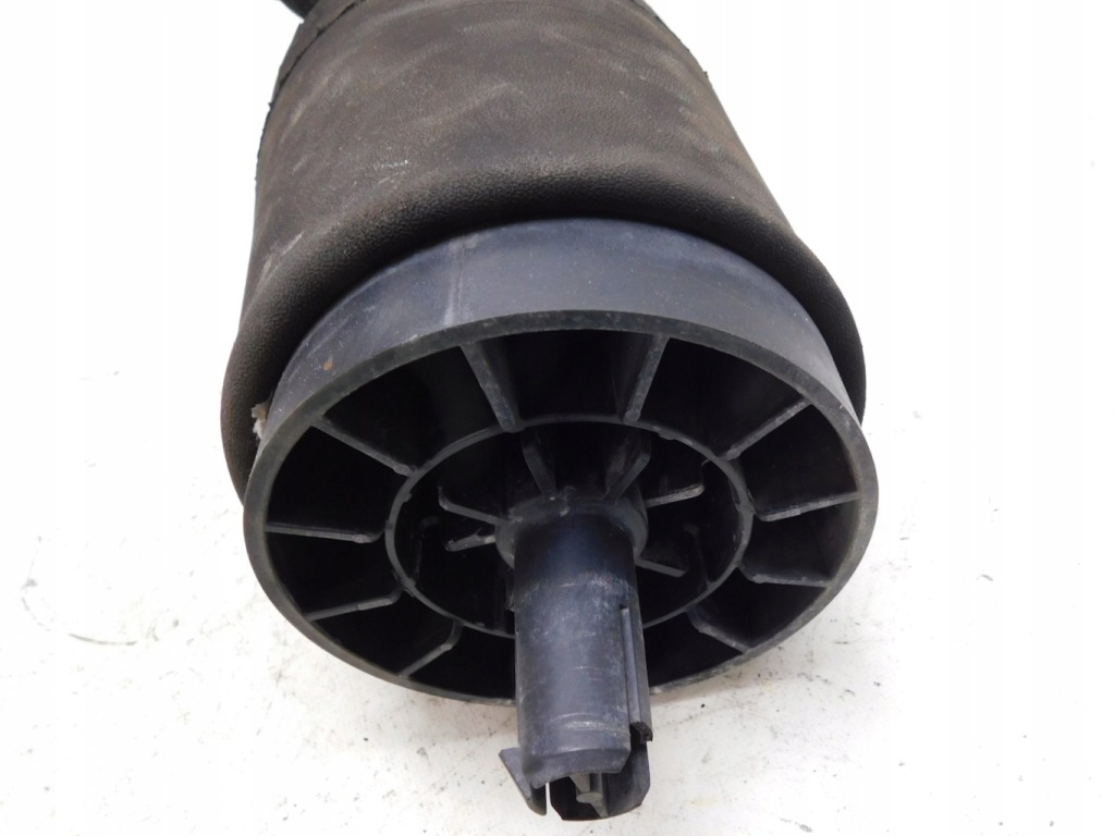 фото №2, Пневмоподушка подушка задняя - land rover discovery v 5 l462