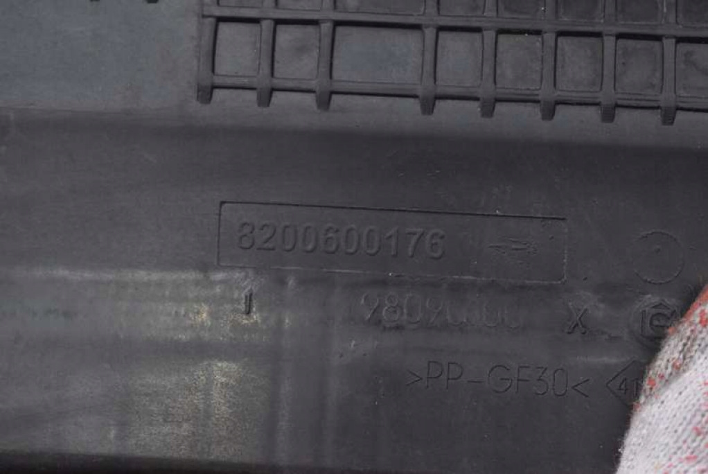 фото №8, Корпус фильтра воздуха 8200600176 renault thalia 2 ii 1.5 dci 85 km 08-12