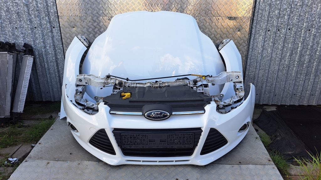 фото №8, Ford focus mk3 kompletny перед капот лампы бампер крылья 5b