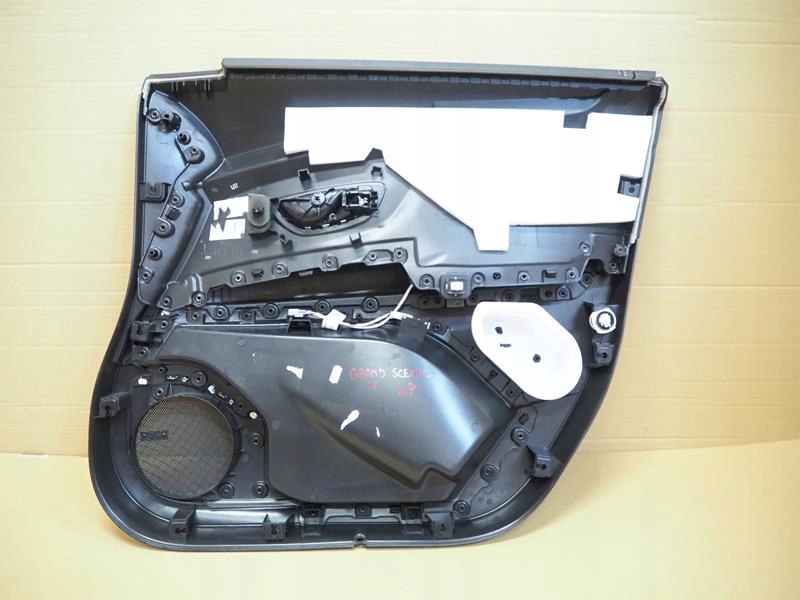 фото №6, Обивка дверь левый перед renault grand scenic iv