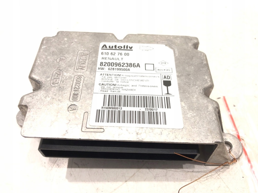 фото №1, Датчик подушка безпеки renault megane ii 8200962386a 03-12 датчик