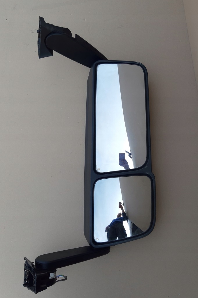 фото №2, Mercedes actros mp4 зеркало наружное правое