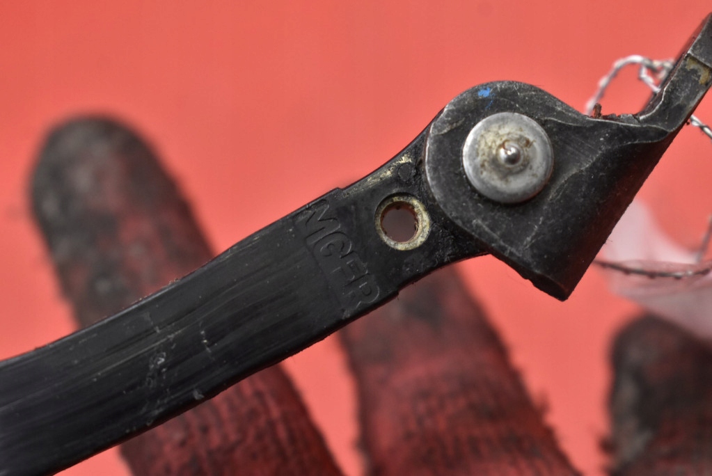 фото №5, Ограничитель дверь левый перед kia magentis 2 ii 06-08