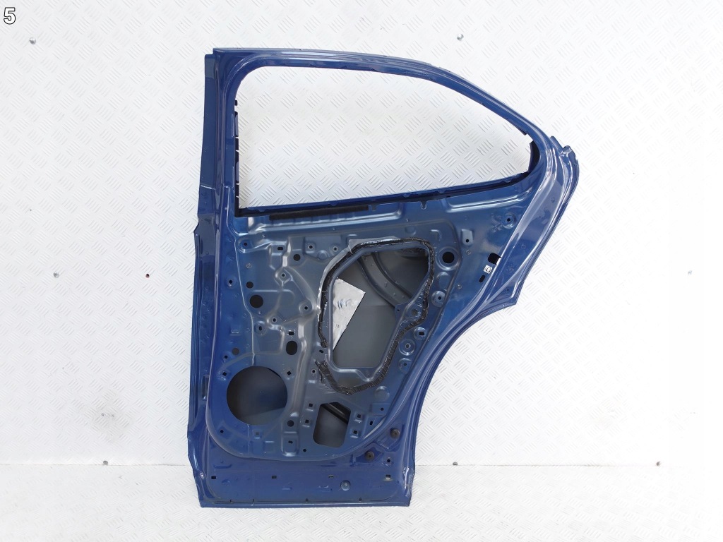 Lexus ux 18- hybrid дверь правое задний Недорого