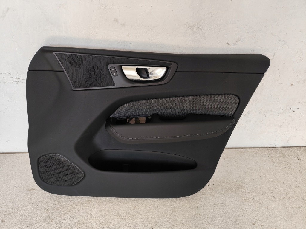 фото №1, Volvo xc60 ii 2022 r-design обшивка двері правий перед anglik