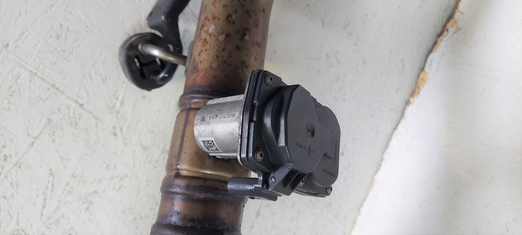 фото №9, Audi a6 c8 4k0 гаситель выхлоп активный 4k0253611t