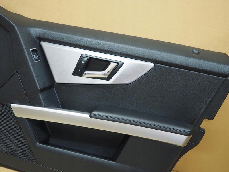 фото №2, Обивка дверь правый перед mercedes glk x204