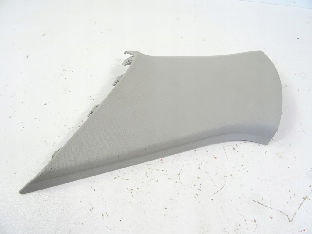 фото №1, 5e7867246 skoda octavia iv kombi 2022 r обшивка защита стойка c правый задняя