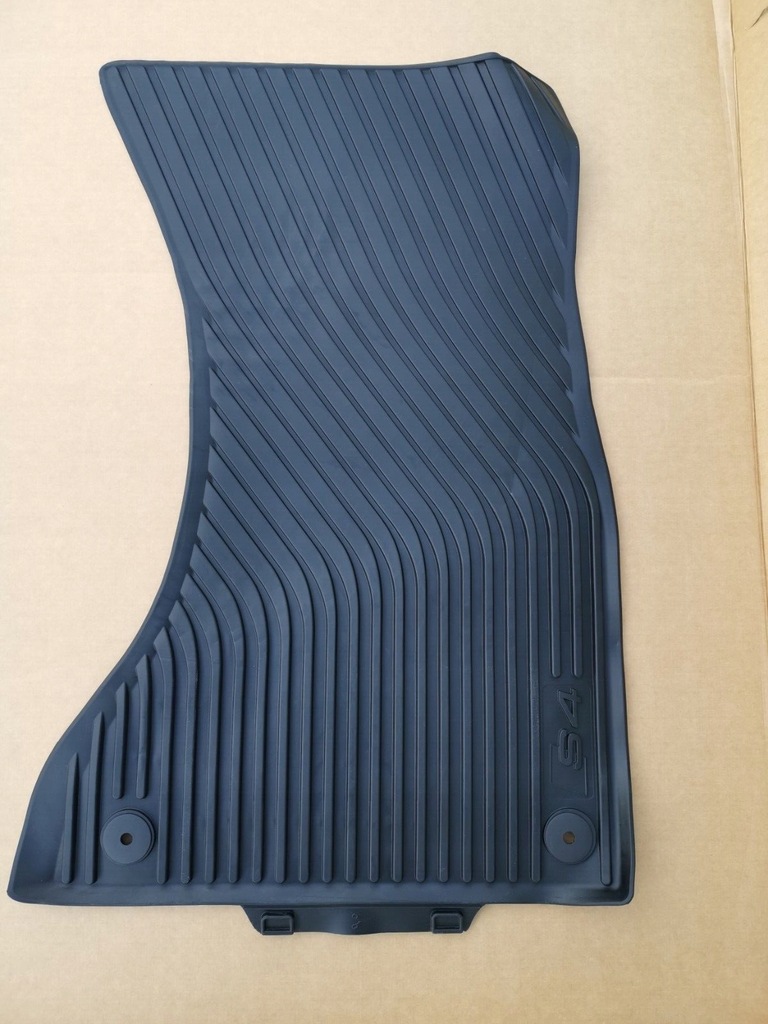 фото №7, Килимки гумові audi s4 8k1061221a перед