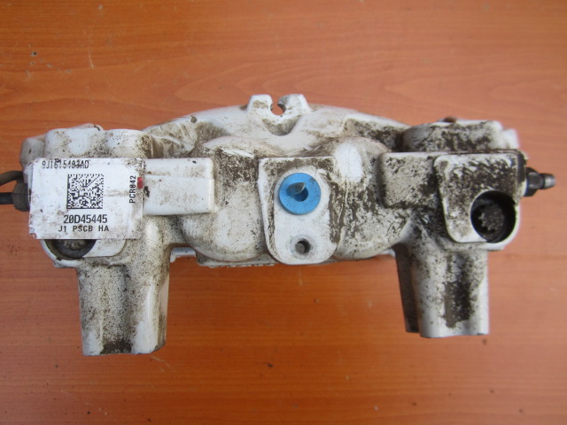 фото №8, Porsche taycan 1j1 суппорт левый задняя 1j1615123 brembo 1j1615403ad