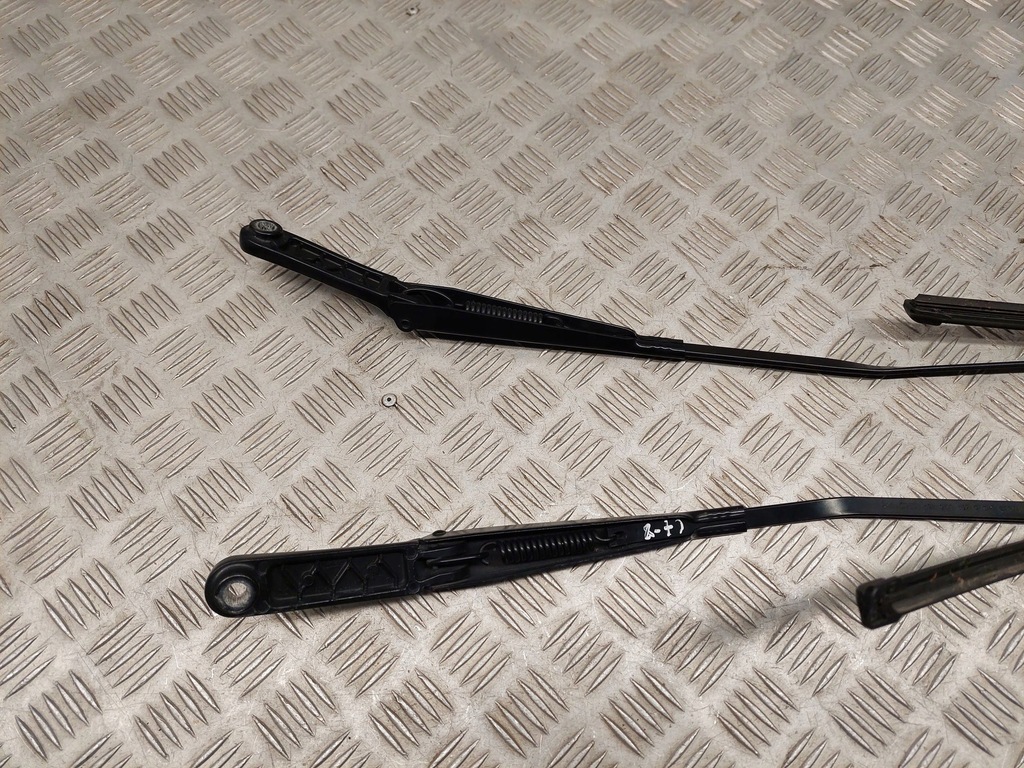 фото №7, Audi a6 s6 c7 4g 2014 рычаг дворники стекло передней / лобовое