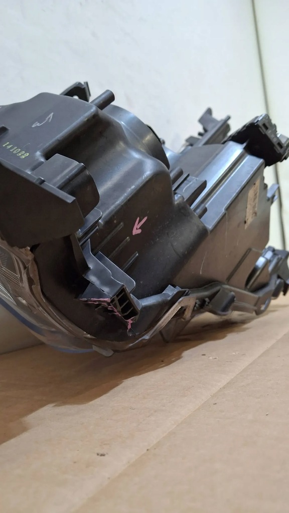 фото №7, Лампа перед передняя правая toyota hilux viii lift 8110-0kk50 обычная