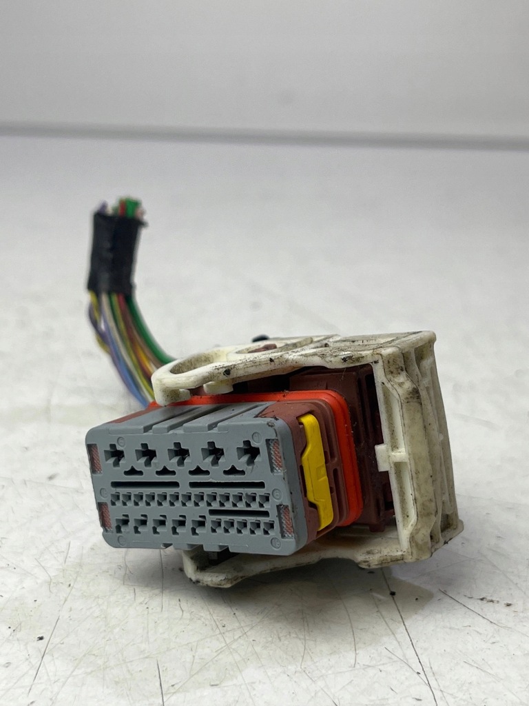 фото №5, Разъёмы штекер колодка коробка предохранителей bsm r03