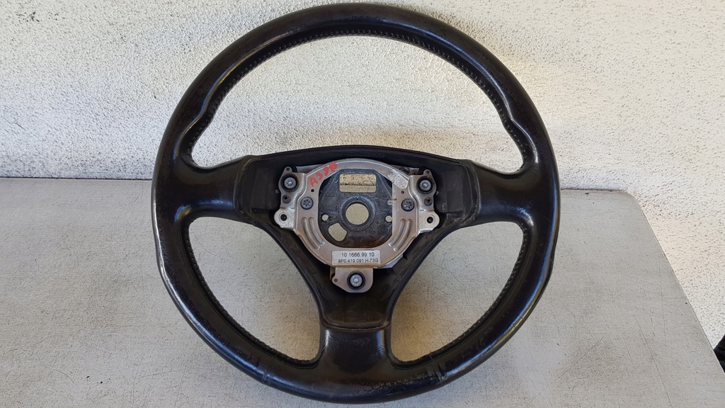 фото №1, Воздуховод кожа audi a3 8p