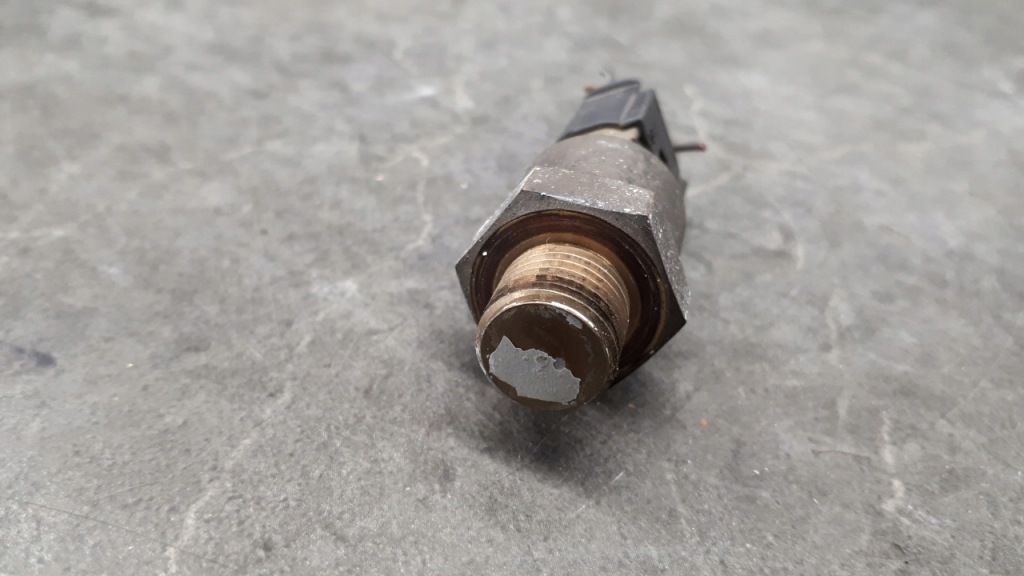 8363677 датчик температури bmw e39 2.5tds Ціна