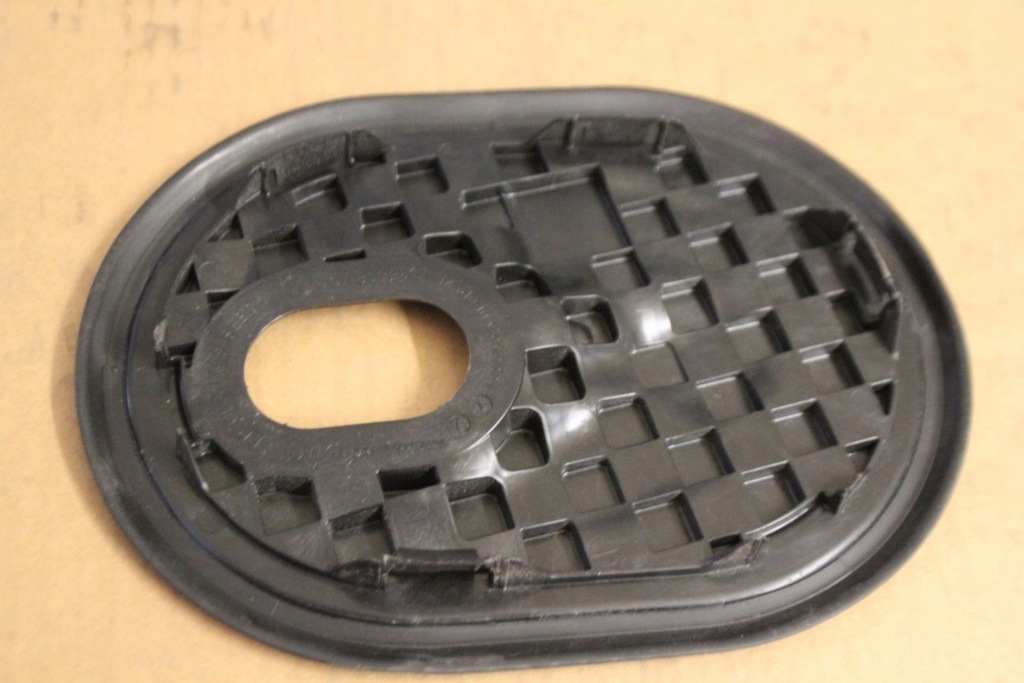 фото №2, Крышка внутренняя насоса топлива бака vw atlas