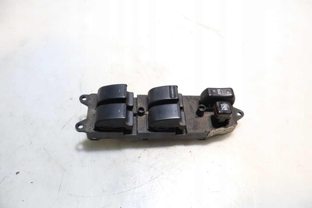 фото №1, Панель управление окон toyota avensis ii t25