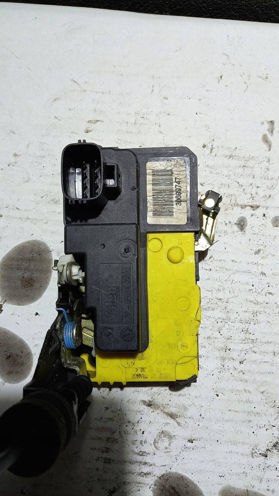 фото №4, Volvo s60 v70 ii lift замок дверь левый перед 8 pin