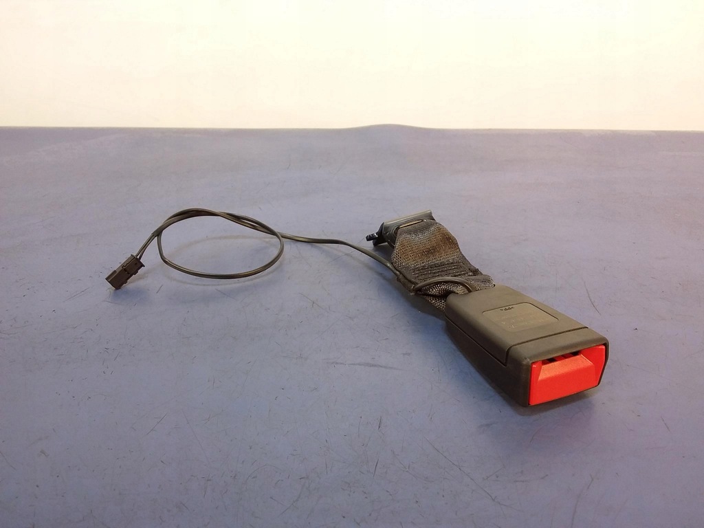 фото №1, Opel astra k замок ременів задня 13409378